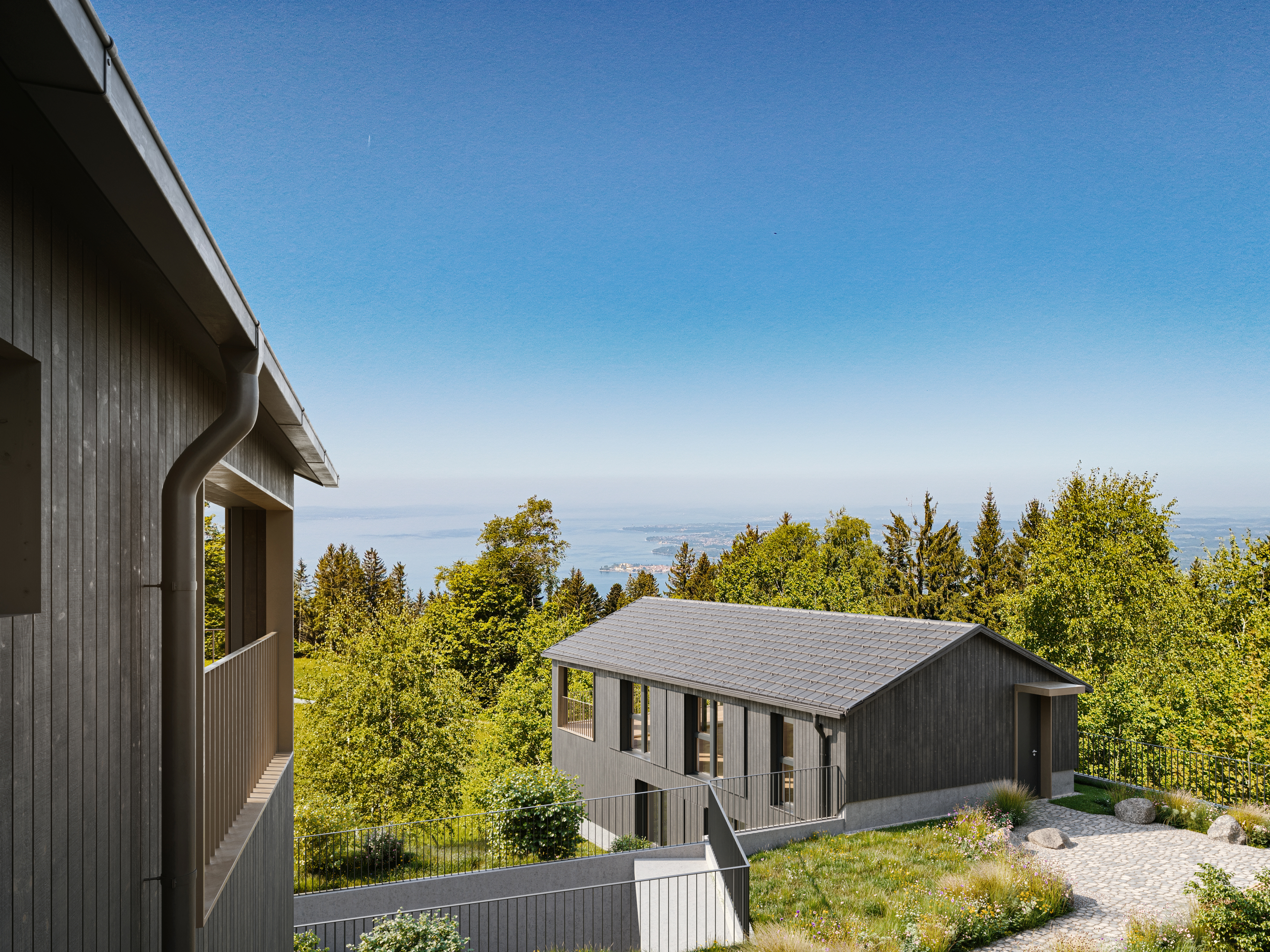 SEEnsucht BERGchalets Aussenansicht mit Bodenseeblick
